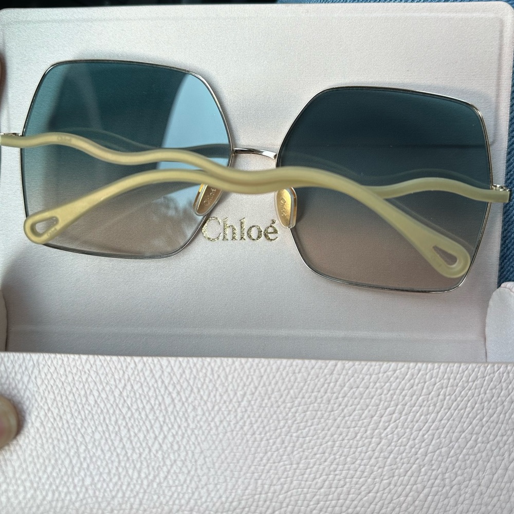 Chloe Sunglasses - Picture 2 of 3